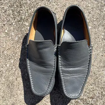 드라이빙 슈즈 그레이 모카신 스타일 신발