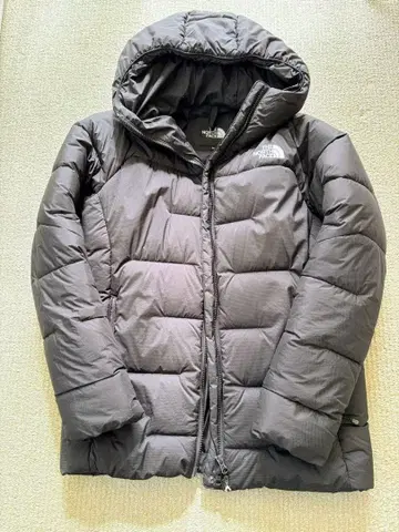 노스페이스 블랙 다운 자켓 M