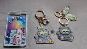 zo&Friends 트레이딩 카드 케이스와 키링 약간 하자품?