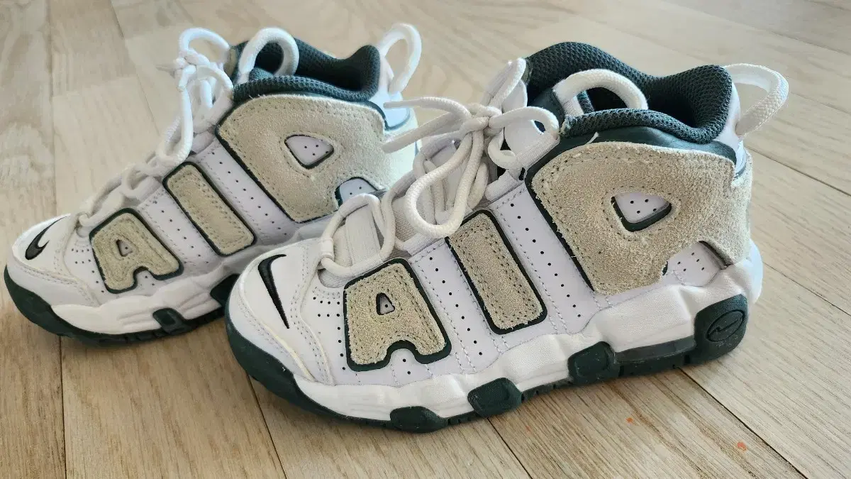 NIKE KIDS 나이키키즈 나이키 업템포 리틀키즈 180 on Bunjang