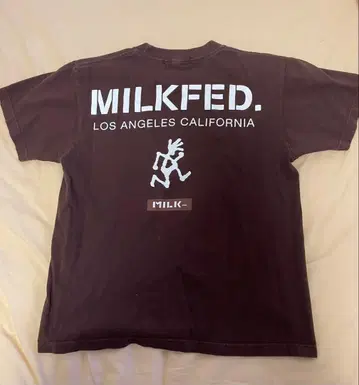 SALE! 새상품급! MILK FED. 러닝맨 브라운 반팔 T셔츠 S