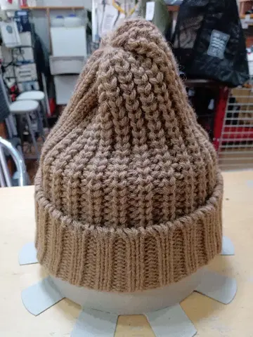 브라운 케이블 짜임 니트 모자