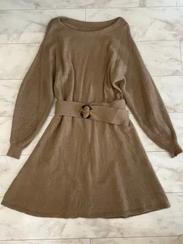 Lily Brown 니트 원피스 벨트 포함