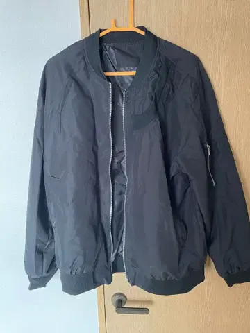 [미착용품] 남성용 자켓 블랙