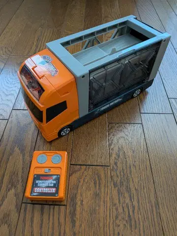 토미카 컨트롤 커리어카