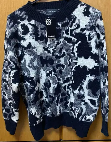 [미사용 새상품] lovepeace 니트