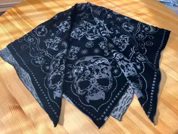 로엔 대형 스톨 벨로아 해골 무늬