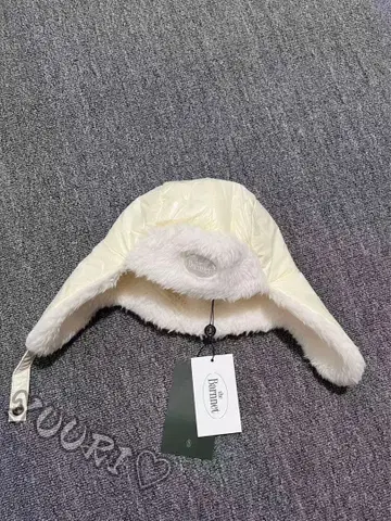 the Barnnet 플라이트 캡 아이보리