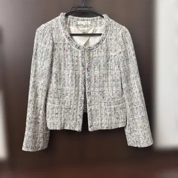 쿠미쿄쿠 화이트 계열 트위드 노카라 자켓 사이즈 3 ( M )