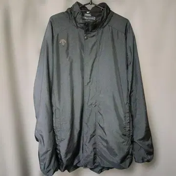 데상트 후드 부착 사이즈 XA