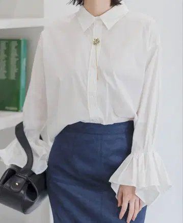 Andemiu 소매 플레어 셔츠