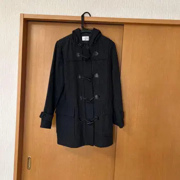 다크 그레이 더플 코트 후드 부착