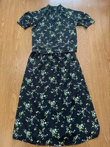 BANANA REPUBLIC 플라워 프린트 셋업 S