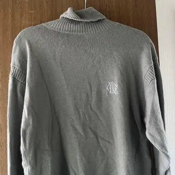 캘빈클라인 니트