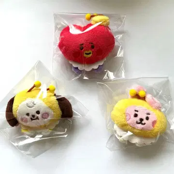 BT21 인형 배지