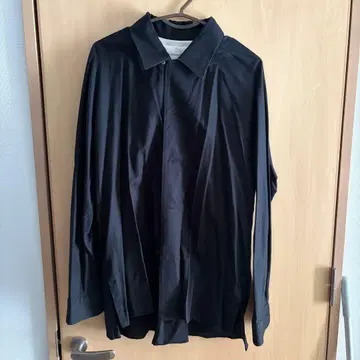 ETHOSENS 블랙 긴팔 셔츠 사이즈 2