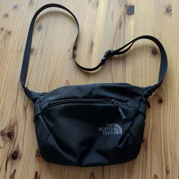 THE NORTH FACE 바디백 블랙