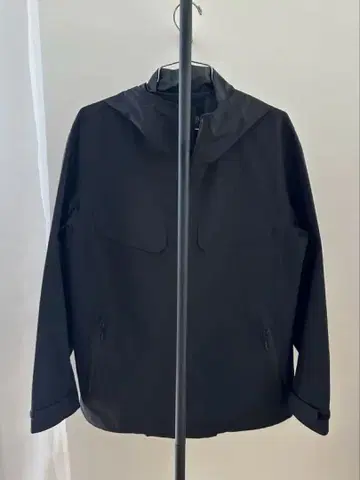 유니클로C 블록테크 후드티 M 사이즈