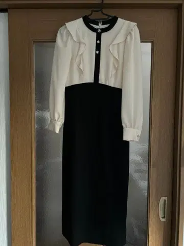 프로포션 바디 드레싱 바이컬러 원피스