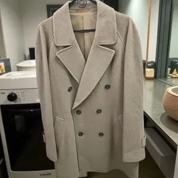베이지 더블 브레스트 체스터 코트