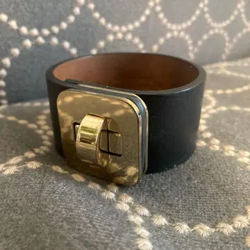 MAISON BOINET (메종 부아네) 가죽 팔찌