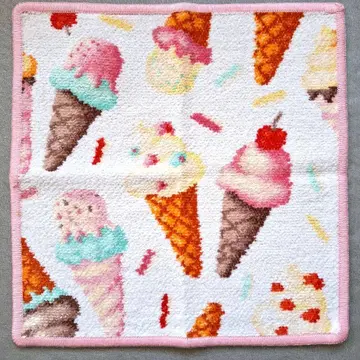 FEILER 독일 한정판 페이 아이스크림 패턴 손수건