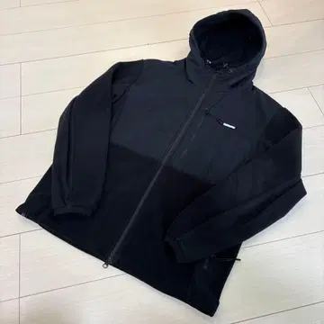 UNDEFEATED 플리스 후드티