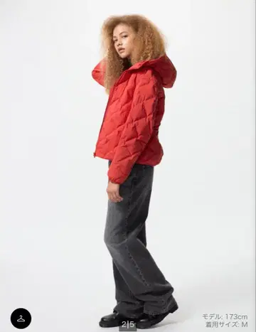 유니클로 퍼프 테크 후드티 레드