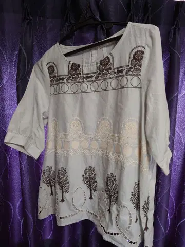 슈퍼 하카 자수 라이트 그레이 반팔 셔츠