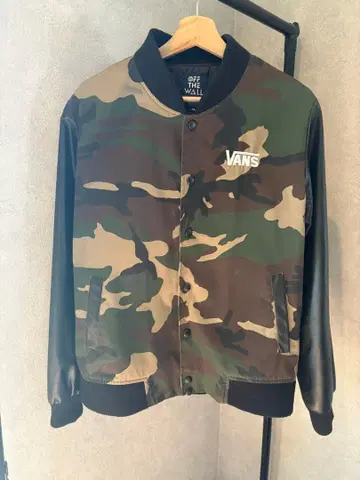 VANS 카모 패턴 바시티 자켓