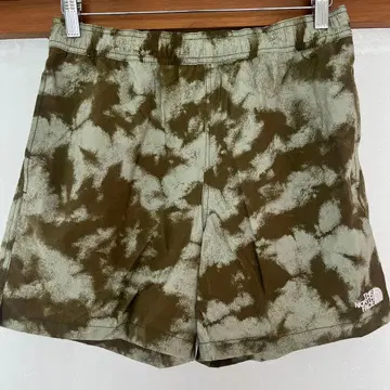 THE NORTH FACE 카모플라쥬 숏팬츠