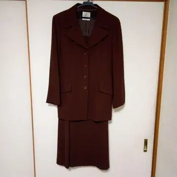 KUMIKYOKU 브라운 정장 세트