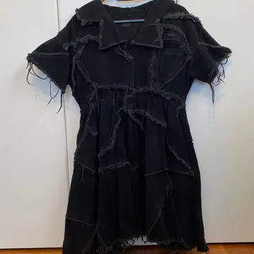 IKUMI 데미지 원피스 블랙