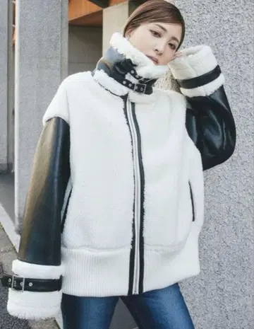 새상품 미사용 GYDA 아우터 빅 컬러 와이드 리브 B-3 자켓 보아