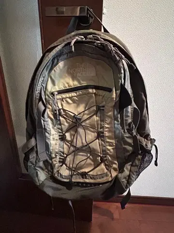 THE NORTH FACE 카키 백팩 대용량