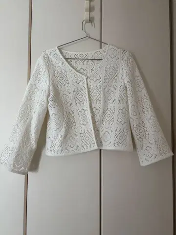 화이트 레이스 니트 가디건