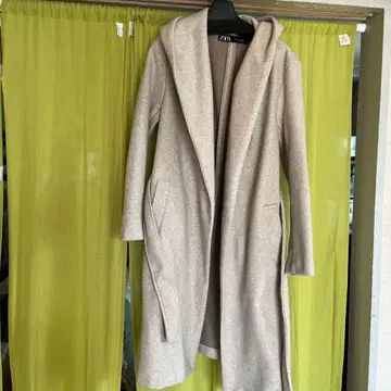 ZARA 후드 부착 베이지 롱 코트