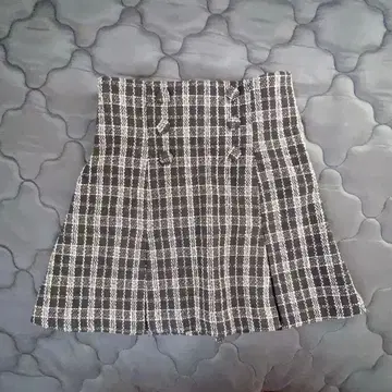 pium 트위드 스커트