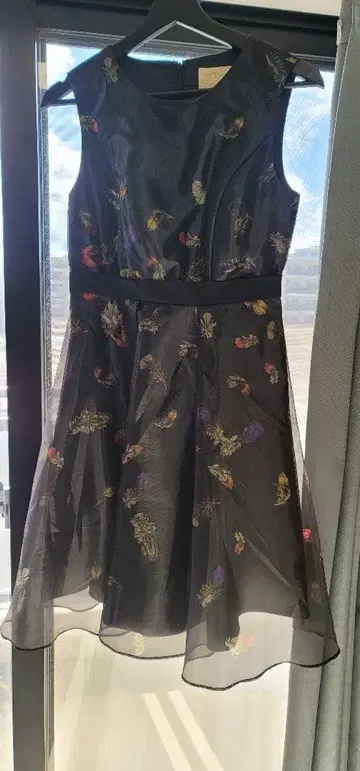 그레이스 콘티넨탈 원피스