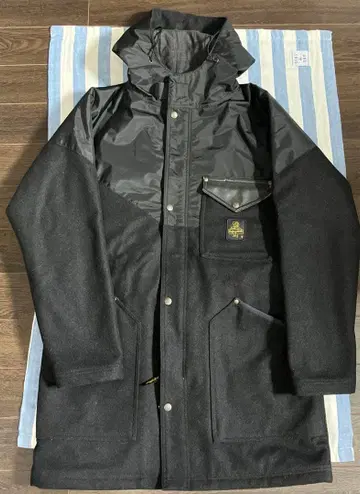 리프리지웨어 콜라보 꼼사데모드 모즈 코트 블랙 M 이탈리아제