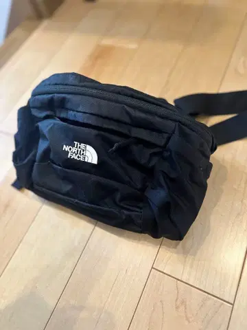 THE NORTH FACE 바디백 블랙