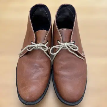 Clarks 브라운 레이스업 숏부츠
