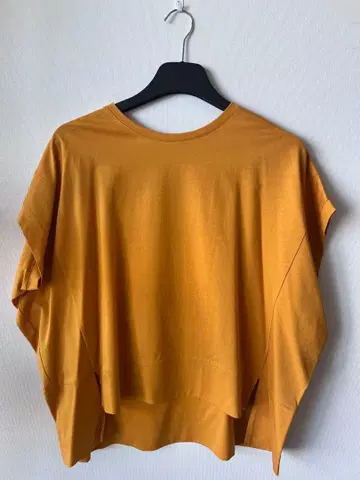 PASSIONE 새상품 머스타드 드롭 숄더 T셔츠