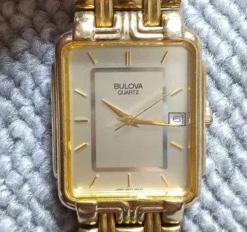 [ 작동품 ] BULOVA 남성용 손목시계 쿼츠 골드 컬러