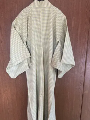 목화 기모노 옅은 옐로우 그린과 그레이 체크 무늬