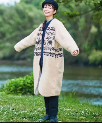 Sunny Clouds 카우친 보아 코트 LL