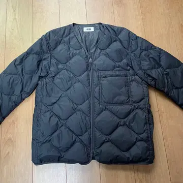 유니클로 리사이클 다운 L 다크 그레이