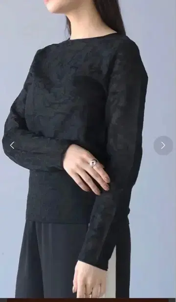 시어 플라워 자카드 니트