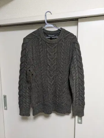 바나나리퍼블릭 케이블 니트 브라운 M 사이즈