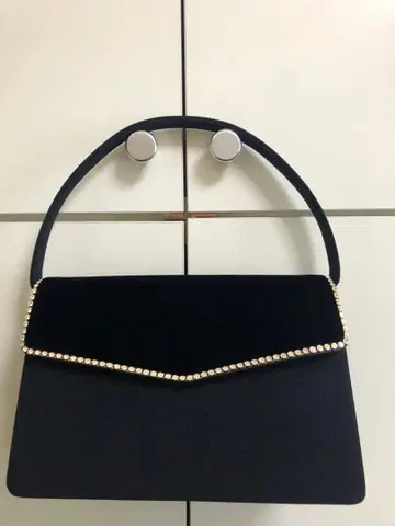 비쥬 장식 블랙 포멀 백